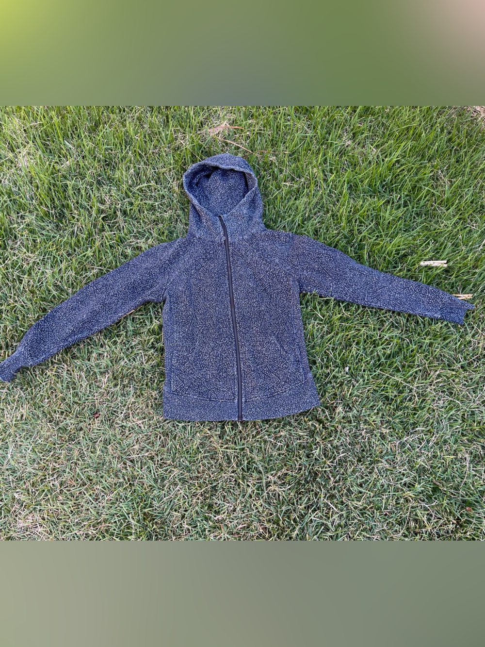 lululemon athletica Women's Heathered Navy Hooded Zip Jacket
